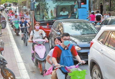 多次“流产”后电动车“上牌” 这回来真的？